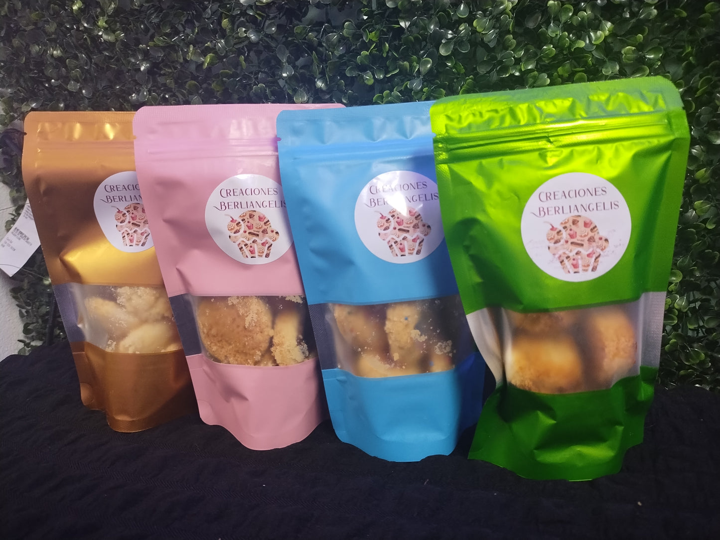Polvorones con Guayaba